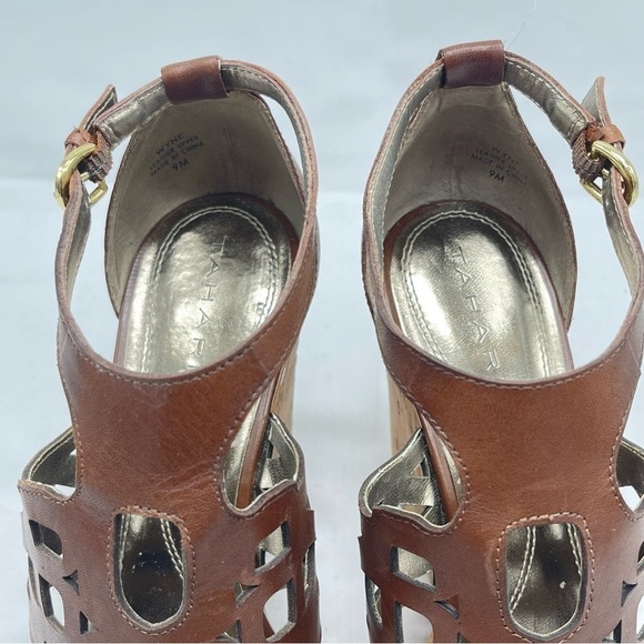TAHARI Brown Leather Cutout Sandal Wedge Size 9M - Picture 5 of 9
